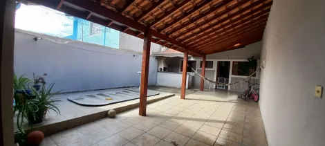 CASA BAIRRO MINAS GERAIS COM PISCINA