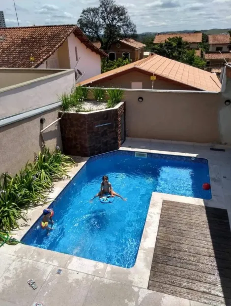 Excelente casa no Jd Esplanada II