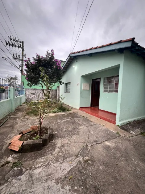 Casa com Potencial Comercial e Residencial em Taubaté