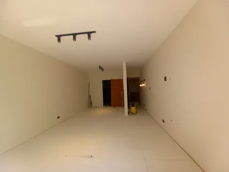 Casa térrea no Jd. Esplanada, totalmente reformada com material de primeira qualidade, 03 dormitórios, 1 suíte, hidromassagem, comodos amplos piscina com cascata,area gourmet, sala grande, escritorio,