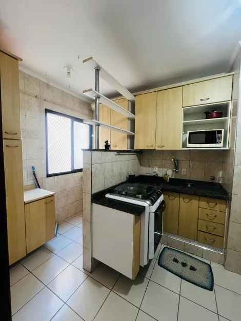 Apartamento no Edifício Jacarandá - Jd. das Indústrias