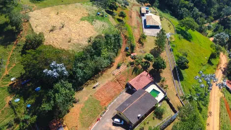 "Viva o Sonho Rural: Descubra a Serenidade em Monteiro Lobato/SP!"