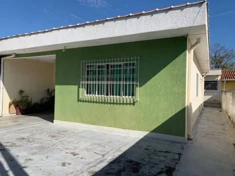 Linda Casa Térrea com Edícula em Bairro Tranquilo Chamado Novo Horizonte