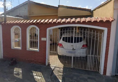 Alugar Casa / Padrão em São José dos Campos. apenas R$ 2.300,00