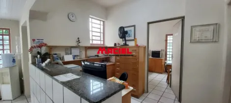 EXCELENTE CASA PARA CONSULTÓRIO - VILA ADYANA-