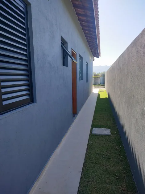 Seu sonho de ter uma casa na praia está prestes a se tornar realidade. Descubra esta maravilha em Caraguatatuba - SP