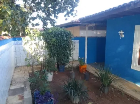 Casa no Jd. Satélite - Lote inteiro 300 m²