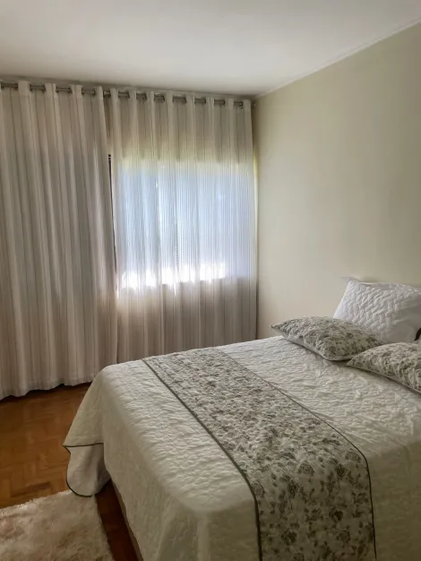 ÓTIMA CASA PODE SER COMERCIAL OU RESIDENCIAL, 750 M2 TERRENO E 248 M2 AC, 4 DM, SUITE, ACEITA APTO SÓ NO MESMO BAIRRO