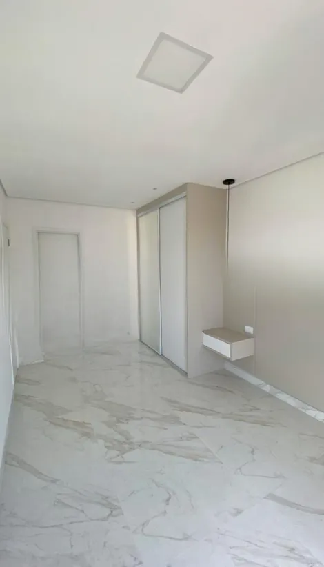 apartamento a 400 metros da pra indaia