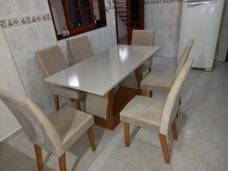 Casa - Cruzeiro do Sul - 3 dorm. - 150 m²