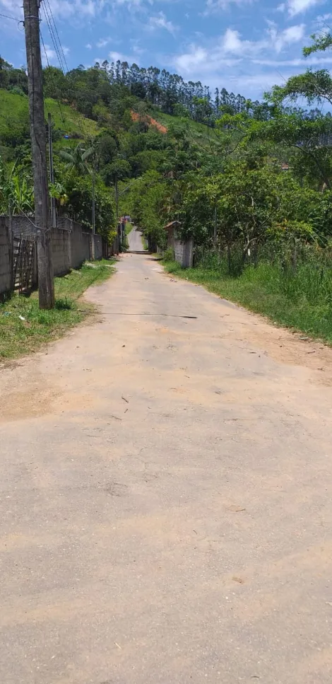 LINDA CHÁCARA, ÓTIMO PARA LOCAÇÃO P EVENTOS, TEM SALÃO P 60 PESSOAS, PISCINA, CHURRASQ, LAGO, POMAR