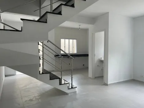 Casa de Condomínio com 3 Quartos e 3 banheiros à Venda, 85 m² por R$ 430.000