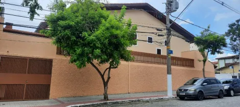 Sobrado com 3 Quartos e 2 banheiros à Venda, 177  m² por R$ 850.000,00