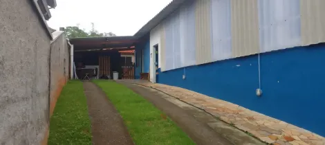 Casa à venda em Salesópolis: Ideal para residência ou negócio!