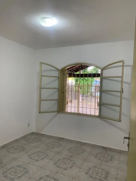 Casa com 3 Quartos à venda, 130m² - Parque Industrial - Próximo ao Anel Viario e Dutra