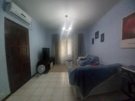 Casa térrea no Jardim Maringá ao lado da Vila Ema, ótima casa com comodos amplos, com um jardim lindo, edícula nos fundos com dormitório, sala, cozinha e wc,