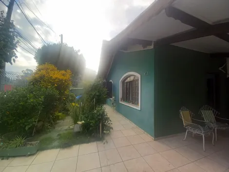 Casa térrea no Jardim Maringá ao lado da Vila Ema, ótima casa com comodos amplos, com um jardim lindo, edícula nos fundos com dormitório, sala, cozinha e wc,