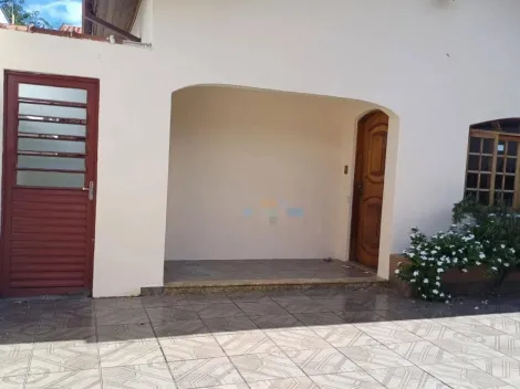 Linda Casa terrea com 3 Quartos à venda, 137m² - Jardim Satélite