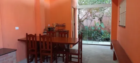 Casa com 3 Quartos e 2 banheiros à Venda, 117 m² por R$ 500.000