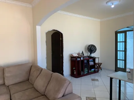 Encantadora Casa Térrea à Venda no Jardim São Vicente, São José dos Campos