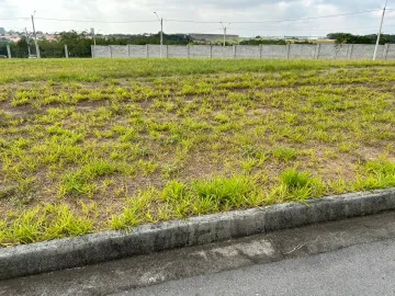 ÓTIMO TERRENO EM CONDOMÍNIO FECHADO, LAZER, PORTARIA 24 HS, PLANO