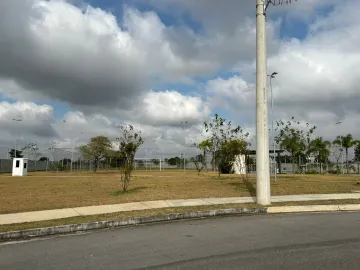 ÓTIMO TERRENO EM CONDOMÍNIO FECHADO, LAZER, PORTARIA 24 HS, PLANO