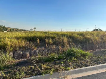 ÓTIMO TERRENO EM BAIRRO PLANEJADO, COM LAZER, 200M2