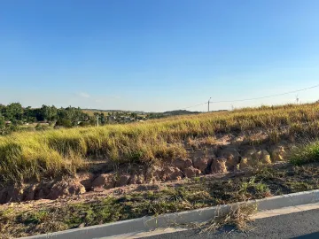 ÓTIMO TERRENO EM BAIRRO PLANEJADO, COM LAZER, 816,64M2