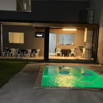 Linda Edícula com piscina e área gourmet completa à venda em São Jose  dos Campos!