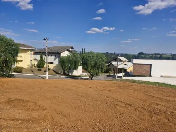 ,Lindo terreno à venda no Condominio Santa Helena em Caçapava SP