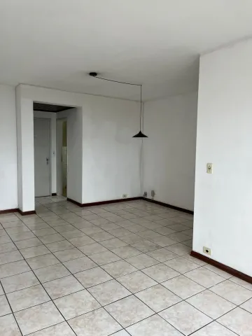 lindo apartamento com vista privilegiada na região central da cidade