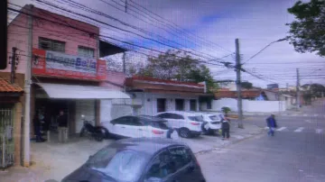 Predio comercial de esquina no bairro Dom pedro I, sona sul, no local funciona uma  padaria com cozinha 2 wcs, mais ponto comercial de uma farmacia e um salão com wc na parte superior