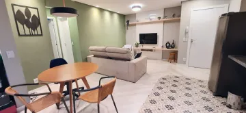 APARTAMENTO 2 DORMITÓRIOS SENDO UMA SUITE E UMA VAGA.