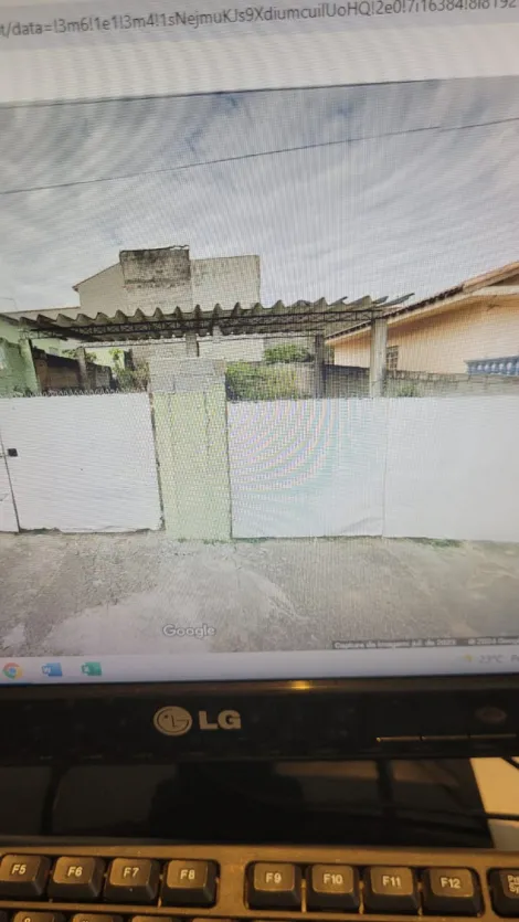 Alugar Terreno / Residencial em São José dos Campos. apenas R$ 500.000,00