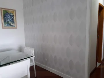 belíssimo apartamento com uma vista linda para o parque da cidade