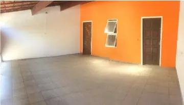 Linda casa para venda em Çaçapava -SP . Analisa permuta por casa de valor igual na zona norte ou sul de SJC.