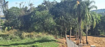 Rural/Fazenda, Sítio e Chácara - Residencial - No bairro Guamirim - Cacapava - SP EST. Roberto Januzzi