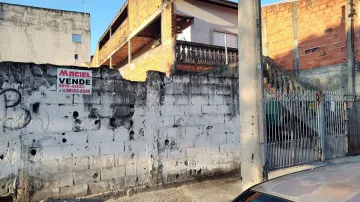 Excelente Terreno no Bairro Interlagos