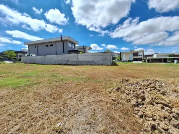 Colinas do Paratehy Norte     . ATENÇAO AS FOTOS SAO DO PROJETO APROVADO POREM ESTA A VENDA SOMENTE O TERRENO AS FOTOS DA CASA E PATA NOÇÃO DE PROJETO