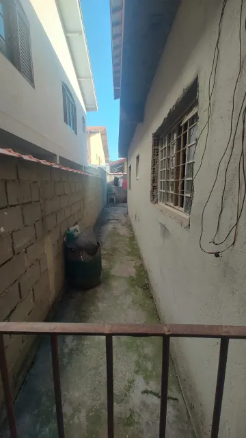 Sobrado no Bairro União dois imóveis em um.