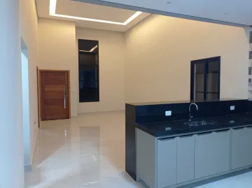 `Luxuosa Casa Mobiliada com Piscina e Área Gourmet no Residencial Terras do Vale - Conforto e Elegância!`