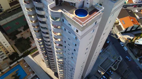 Luxuosa Cobertura com Piscina e Vista Incrível no Jardim Esplanada