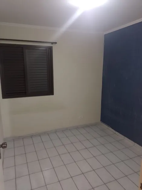 Apartamento com 2 Quartos e 1 banheiro à Venda, 63 m² por R$ 235.000,00