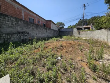 Terreno de Esquina Murado com 206,5m² no Jardim São José - Zoneamento Misto