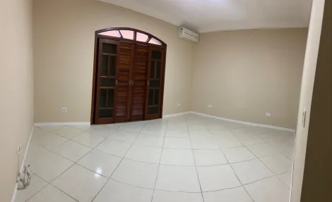 EXCELENTE CASA NO PARARANGABA