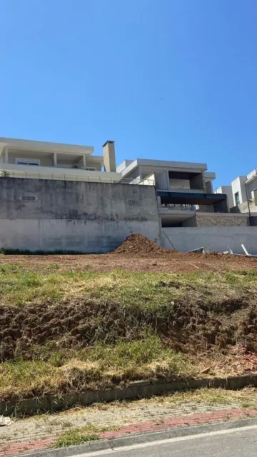 `Terreno Exclusivo com Vista Deslumbrante para a Serra da Mantiqueira no Condomínio Jaguary`