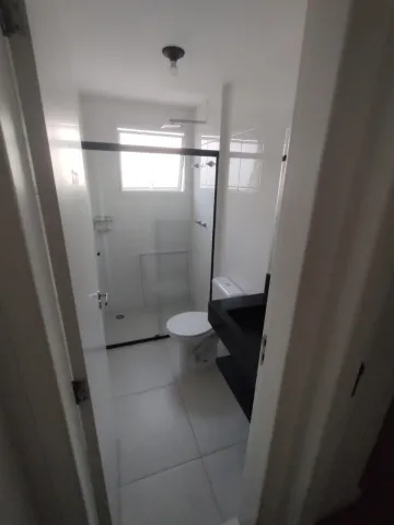 Apartamento dos Seus Sonhos no Floradas Arbovile: 2 Dormitórios com Suíte, Varanda e Área de Lazer Completa!