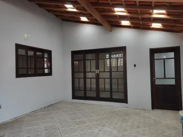 Casa dos Seus Sonhos no Jardim Torrão de Ouro: 3 Dormitórios, 4 Vagas e Conforto Impecável!