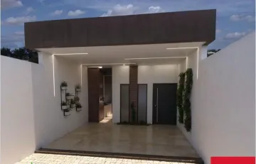 CASA TÉRREA NOVA, 3 DM, SUITE, RUA ÓTIMA, BEM LOCALIZADA, PÉ DIREITO DUPLO