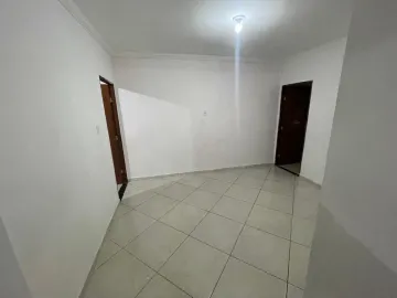 Casa em avenida com opção para comercio